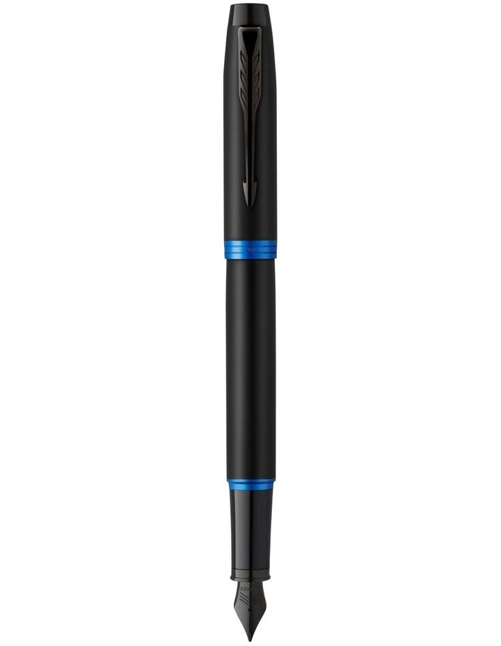 PEN PARKER IM V/RING SATIN BLK LACQUER WITH MARINE BLU ACCENTS FOUNTAIN MED